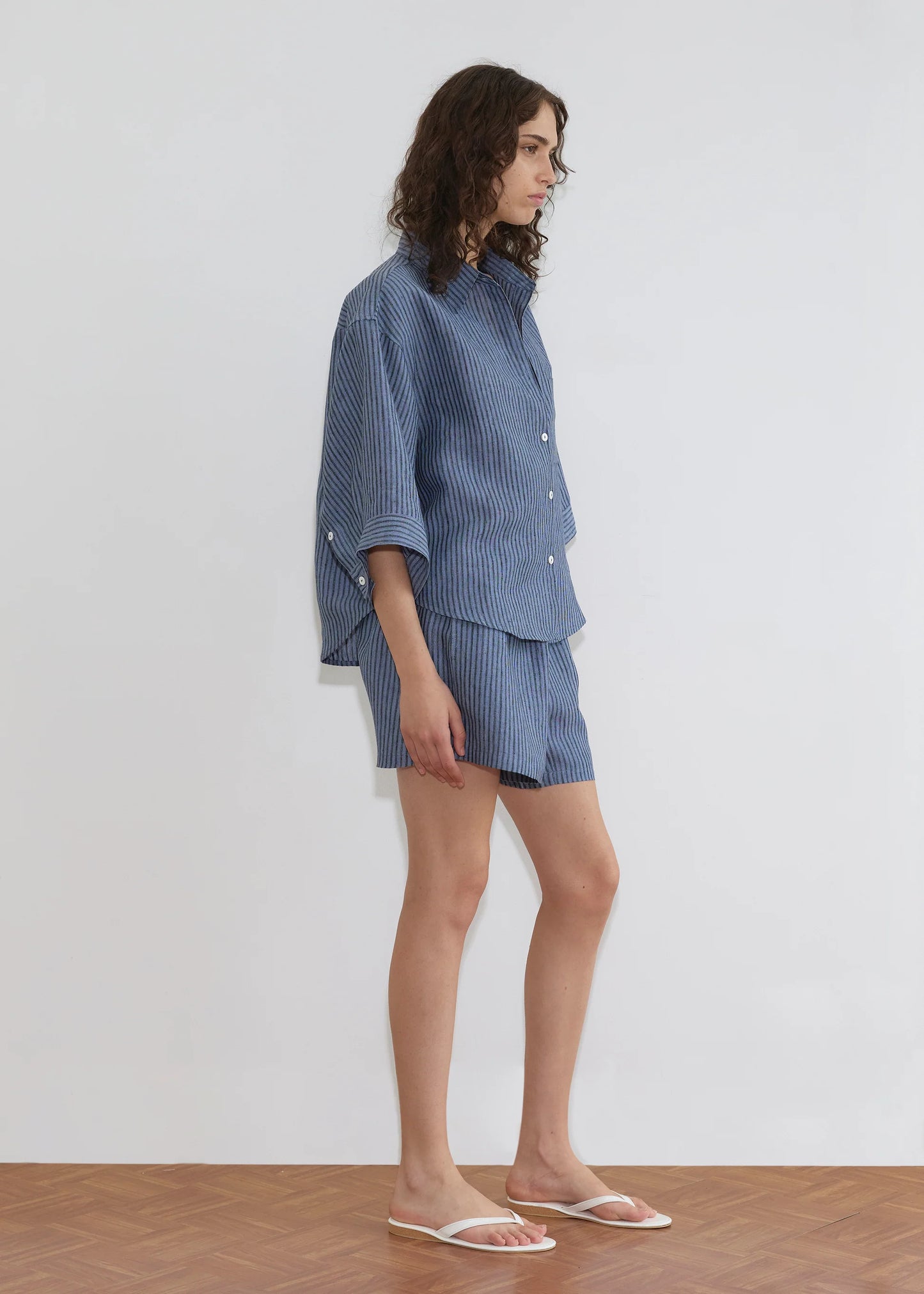 Azure Stripe Set, Deiji Studios