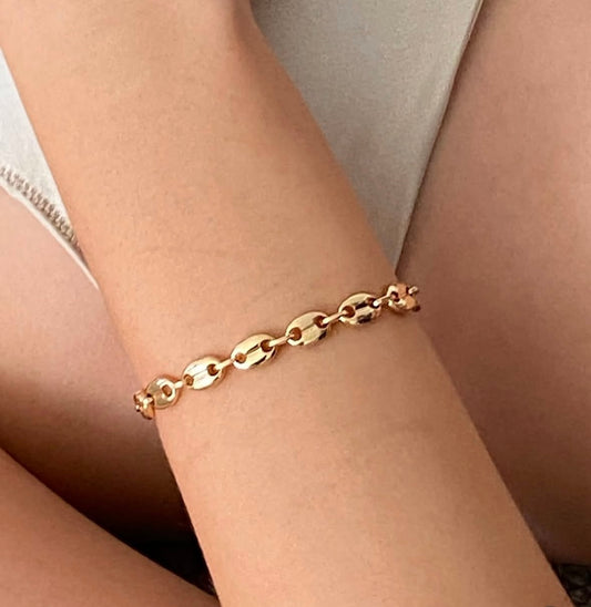 Gold bracelet - Mosquito