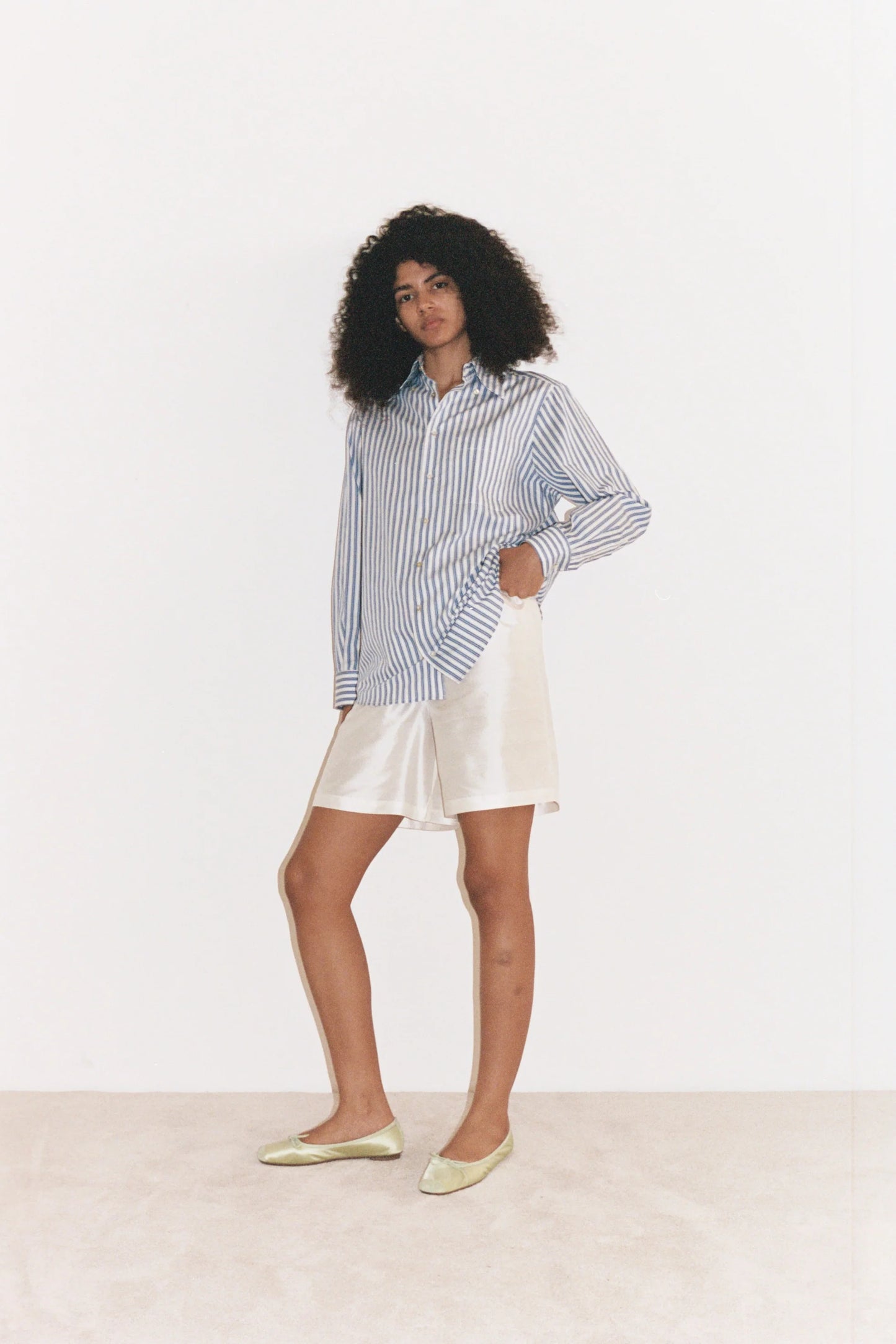 Ivory silk shorts, Hai