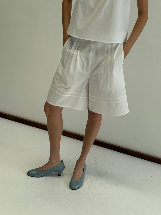 Pintuck Short, White - Deiji Studios